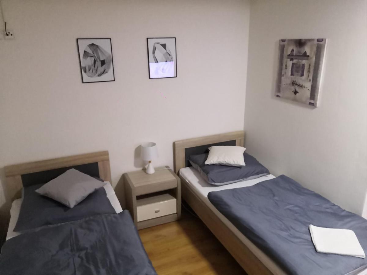 Penzion Ubytovani U Parku S Parkovistem Česká Lípa Δωμάτιο φωτογραφία